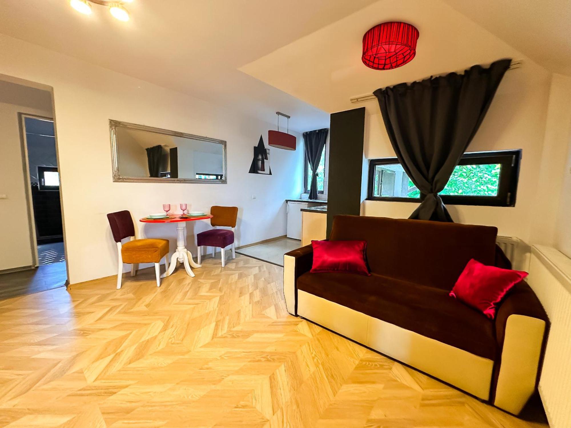 The Vintage - Wonderful Apartment In Best Location Craiova Exterior foto